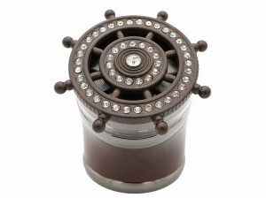 Solidny metalowy młynek do suszu Pirate 63mm